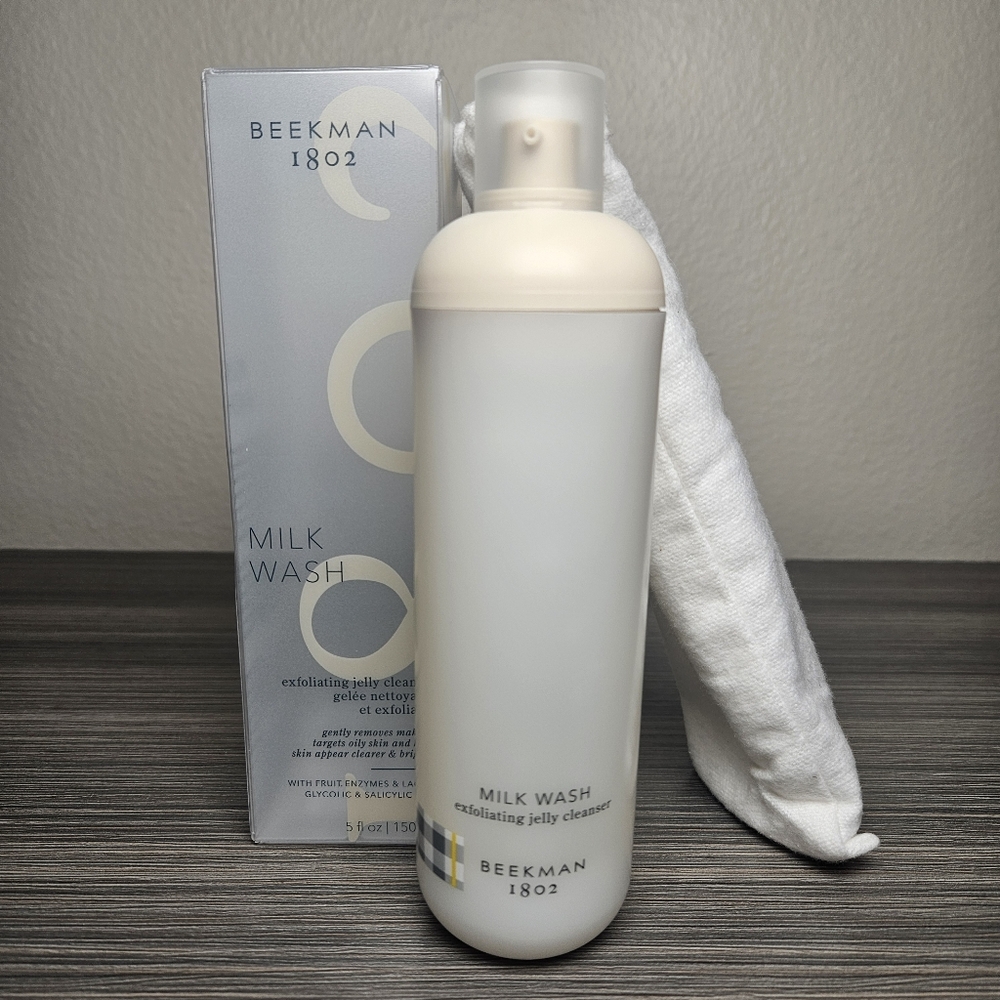 Beekman 1802 Milk Wash Exfoliating Jelly Cleanser 5oz with Carry Bag New in Box